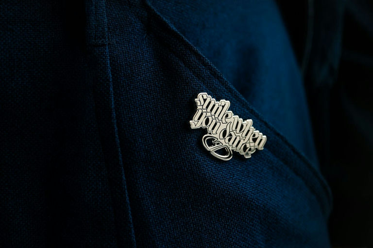 Enamel Pin - Smile When You Dance