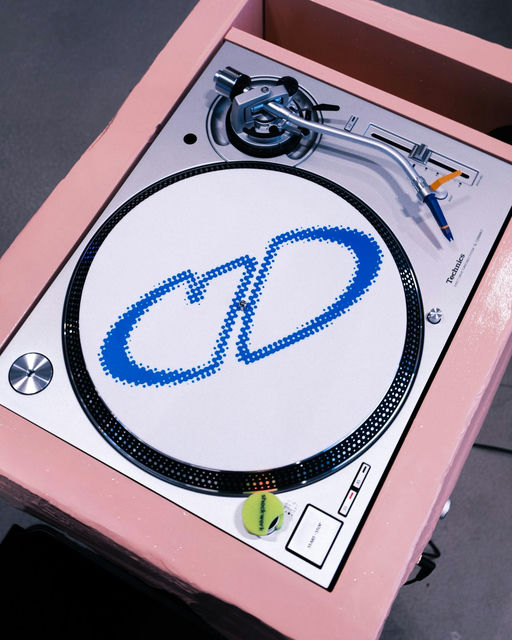 SEVEN White Pixel Slipmat
